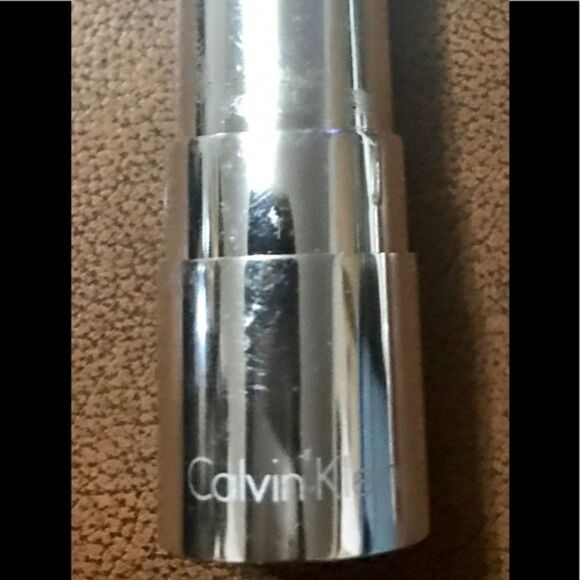 Calvin Klein Lipstick in Current made in Italy - Picture 3 of 4